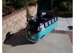 Illustration for article titled Enhance Your Mobility With A 1:3 Scale 21 Window Samba Bus